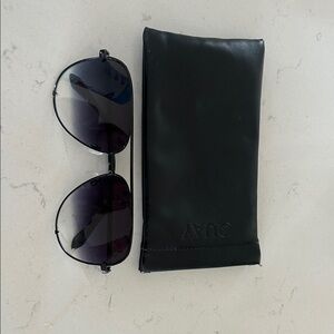 Quay Australia Black Aviator Sunglasses